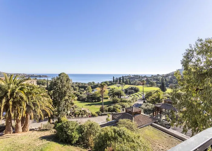 Le Village De Cap Esterel - Maeva - 4 Personnes - Selection Mae-4173 *